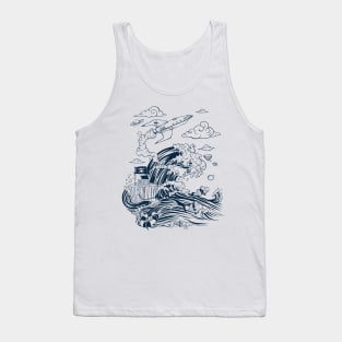 Tsunami manga japan style Tank Top